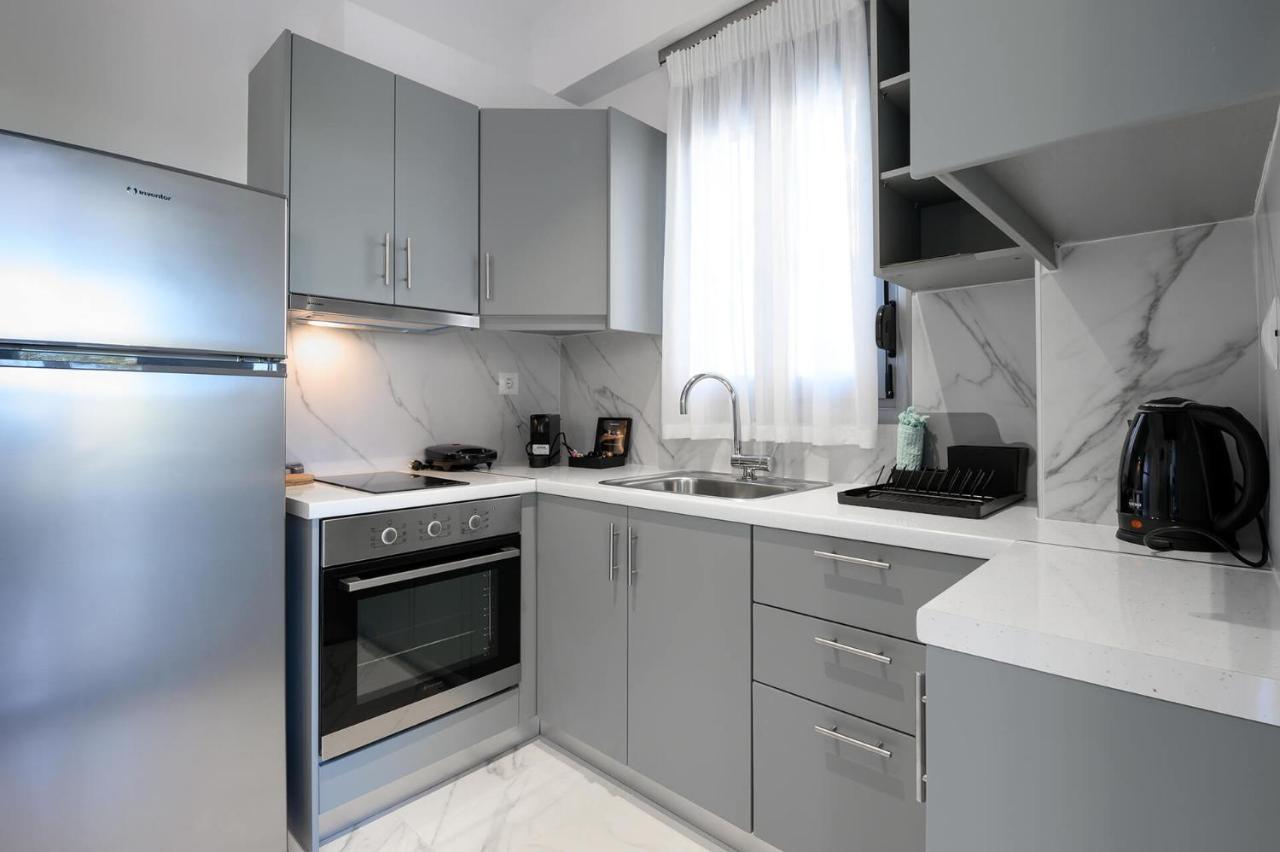 Momento Luxury Apartments Walking Distance From The Beach Nikiana Exterior foto